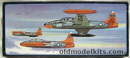 AMT-Hasegawa 1/72 Lockheed T-33A Shooting Star - Marines or USAF (Hasegawa Molds), A-637 plastic model kit